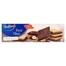 Bahlsen First Class Dark Chocolate Cookies HEAT SENSITIVE ITEM. PLEASE ADD ITEM 122942 TO THE ORDER TO TRY TO PROTECT CHOCOLATES FROM HEAT DAMAGE. 125g